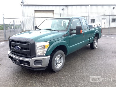 2016 Ford F-250 XL 4x2 Extended Cab Pickup