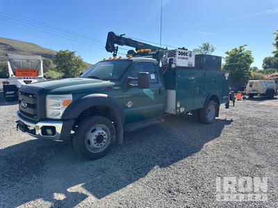 2013 Ford F-550 4x2 Regular Cab Service Truck