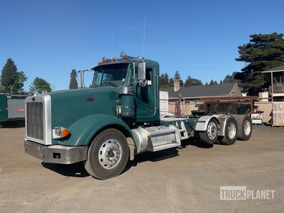 2009 Peterbilt 367 8x4 Heavy Haul Tri/A Day Cab Truck Tractor