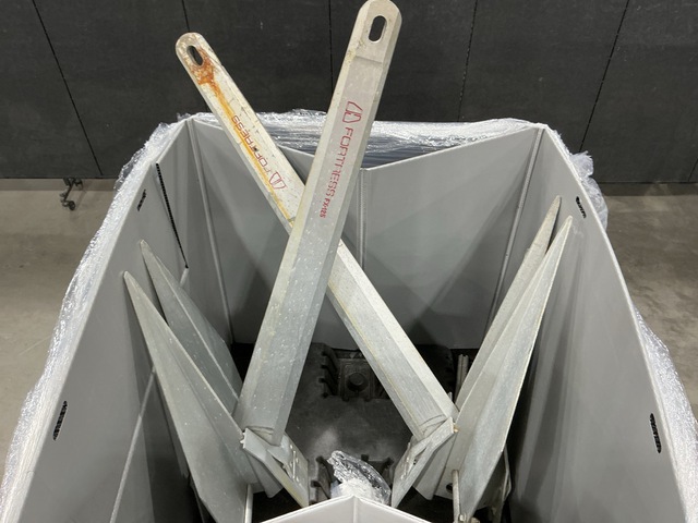 (2) Fortress FX-125 Anchors