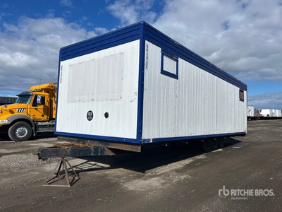 2010 RG 32 ft x 12 ft Portable Tri/A Bano portatil