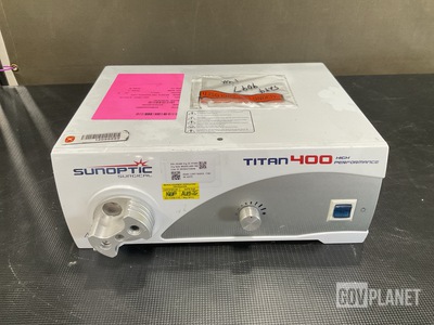 Sunoptics Titan 400HP High-Performance Light Source