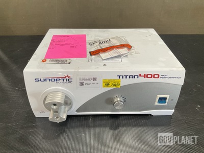 Sunoptics Titan 400HP High-Performance Light Source