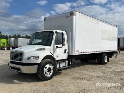 2018 Freightliner M2 106 4x2 Furgoneta caja cerrada