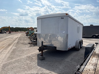 2002 United Express Lines 14 ft T/A Enclosed Trailer