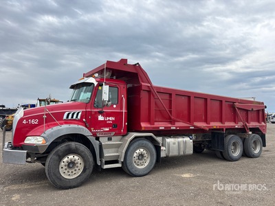 2016 Mack GU813 8x4 Twin-Steer T/A Dump Truck