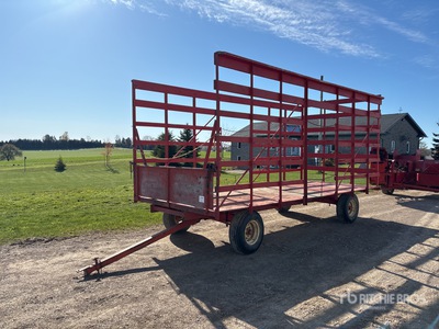 Hagedorn T/A Bale Wagon