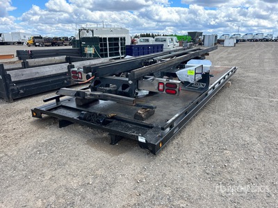 Century Roll-off Truck Bed 21 ft 5 inches قطع غيار الشاحنات