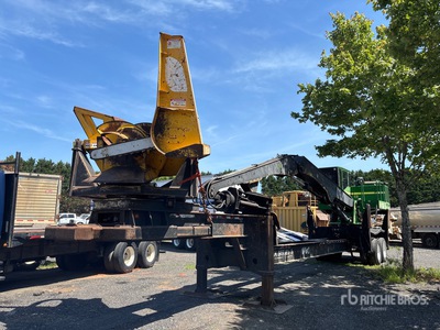 2014 John Deere 437D Trailer Mounted Heel Boom Forstkran