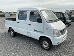 Picture, Right Front Corner