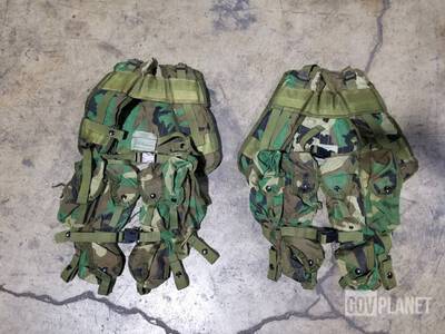 (52) Woodland Tactical Load Bearing Vests