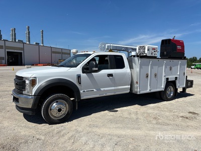 2019 Ford F-550 XL 4x4 Extended Cab Service Truck