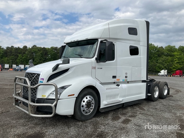 2021 Volvo VNL760 6x4 T/A Sleeper Truck Tractor