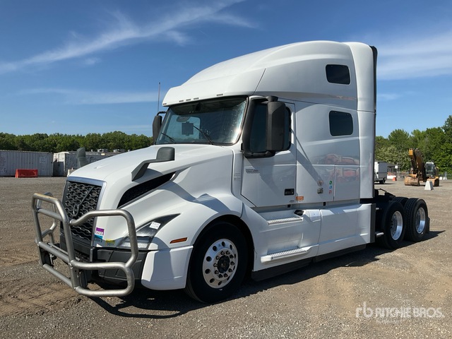 2021 Volvo VNL760 6x4 T/A Sleeper Truck Tractor