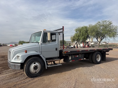 2003 Freightliner FL60 4x2 Autocarro cassone fisso