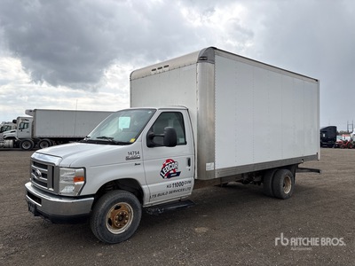 2017 Ford E450 Van Truck