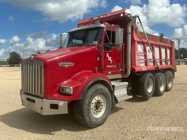 2007 Kenworth T800 6x4 Tri/A Dump Truck