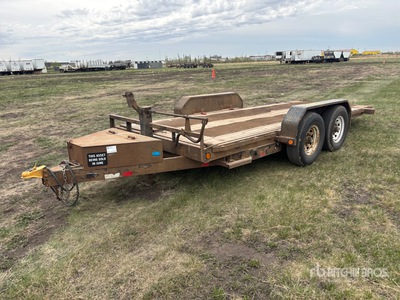 2010 PJ Trailers 16 ft T/A ロールバックトレーラー