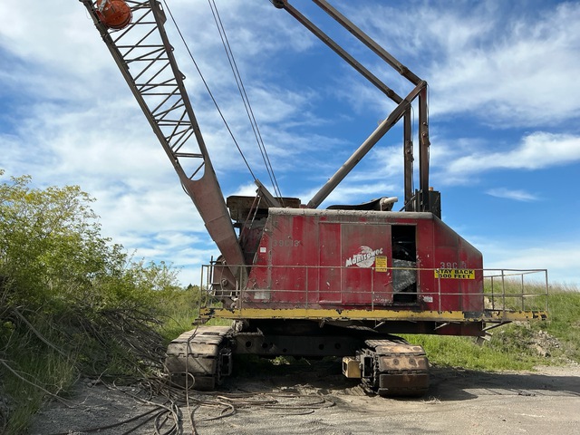 Manitowoc 3900 100 ton Lattice-Boom Crawler Crane Manitowoc 3900 100 ton Lattice-Boom Crawler Crane