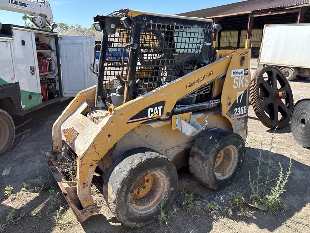 2005 Cat 236B Skid Steer Loader