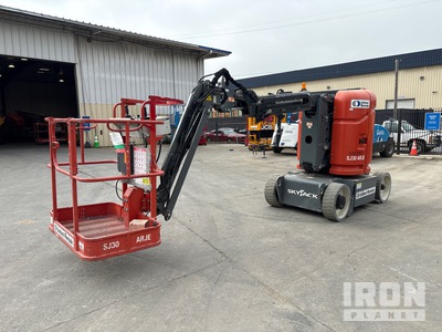 2017 Skyjack SJ30ARJE 2WD Electric Articulating Boom Lift
