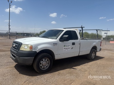 2006 Ford F-150 XL 4x4 Pickup