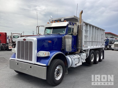 2016 Peterbilt 367 8x4 Tri/A Dump Truck