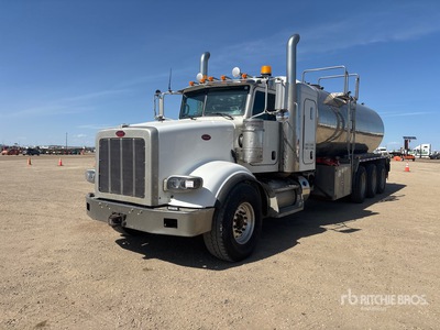 2014 Peterbilt 367 8x6 Water Truck