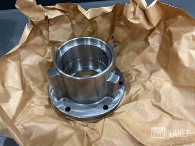 Oshkosh 1718290 W Grease Cap