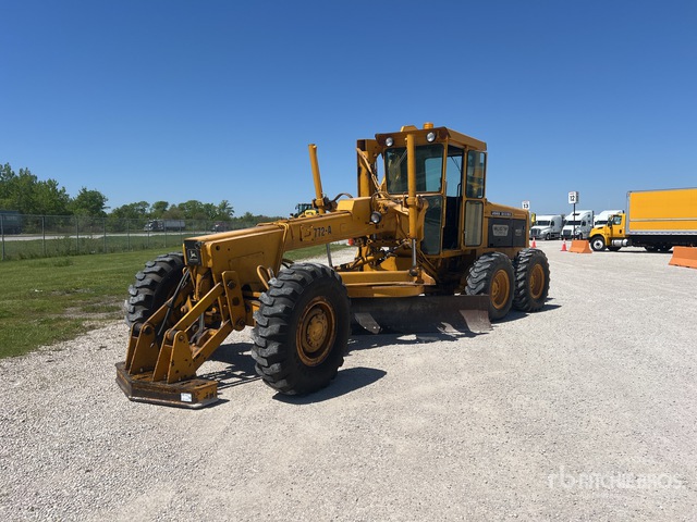 John Deere 772A AWD Motor Grader