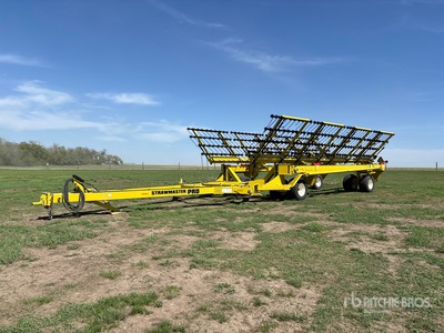 2022 Degelman Strawmaster Pro 80 ft Heavy Grada