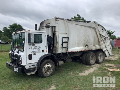 2008 Mack MRU613 6x4 Rear Loader Waste Collection Truck