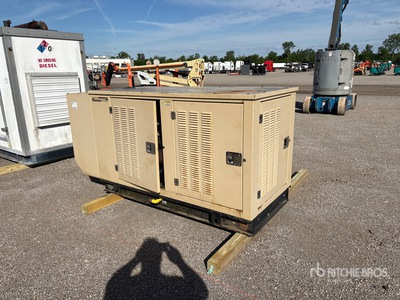 2002 Generac 2516840100 30 kW Containerized Groupe électrogène