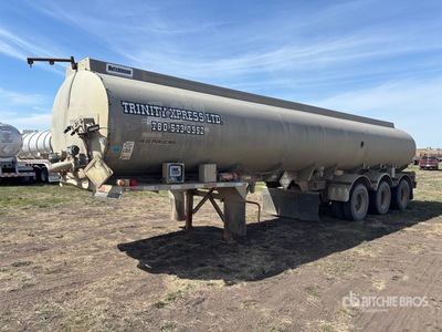 2005 Hutchinson 37400 L Tri/A Tanker Trailer