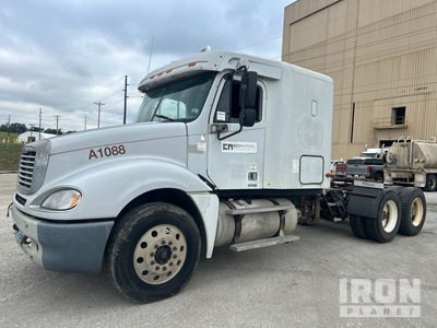 2004 Freightliner CL120 6x4 T/A Sleeper Truck Tractor