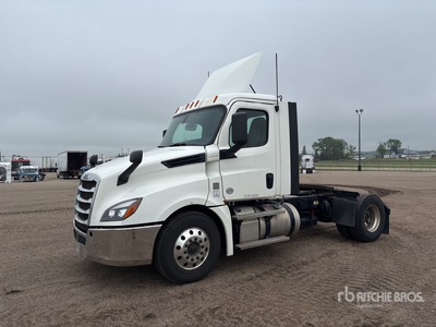 2019 Freightliner Cascadia 126 4x2 S/A Day Cab Truck Tractor
