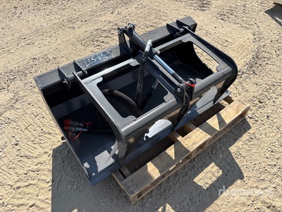 2026 Wolverine MSG-11-44W 44 in Mini Skid Steer Grapple Bucket (Unused)