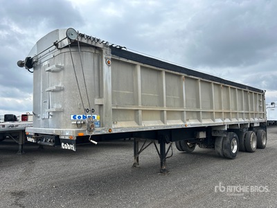2010 Cobra 40 ft Tri/A End Dump Trailer