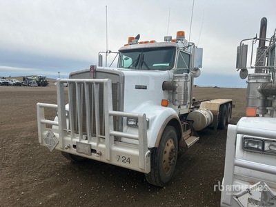 2012 Kenworth W900 8x4 الكابينة والهيكل