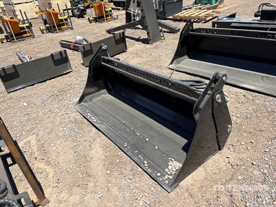 2026 GIYI GY-KH72F 72 in 4 in 1 Bucket Pala para Minicargadora