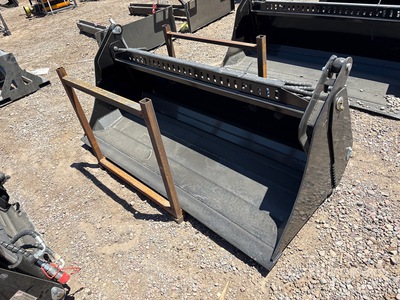 2026 GIYI GY-KH72F 72 in 4 in 1 Bucket Pala para Minicargadora