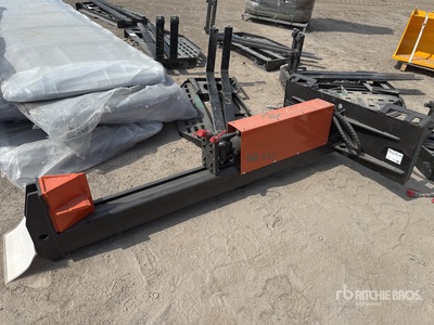 2026 GIYI GY-HLS82 25 in Skid Steer Log Splitter (Unused)