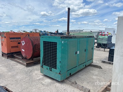 2002 Cummins GGHH-5584088 Skid-Mounted Generator Set (Inoperable)