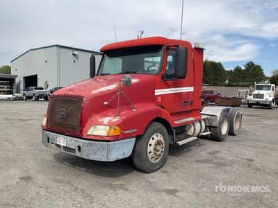 2001 Volvo VNL 6x4 T/A Day Cab Truck Tractor