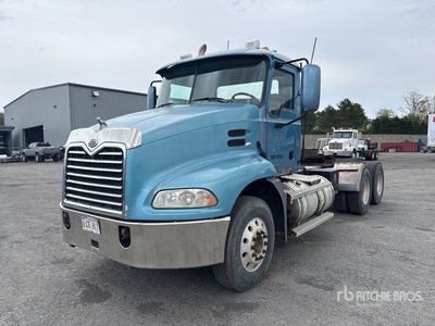 2005 Mack CXN613 6x4 T/A Day Cab Truck Tractor