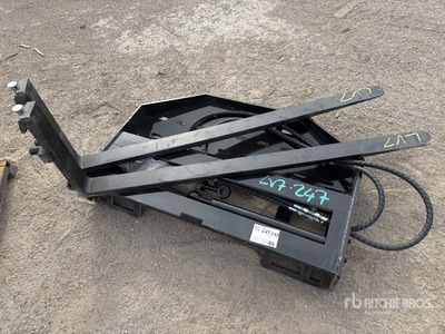 2026 GIYI GY-SF60 60 in Skid Steer Forks (Unused)