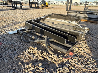 2026 GIYI GY-CYHC 29 in Mini Skid Steer Forks