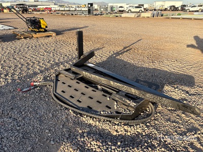 2026 GIYI GY-SF60 59 in Skid Steer Forks