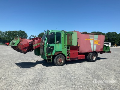 2008 Strautmann Verti-Mix SF 1400 Double Self-Propelled Feed Wagon