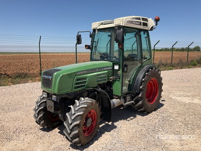 2003 Fendt 208V Farmer 4WD Tractor